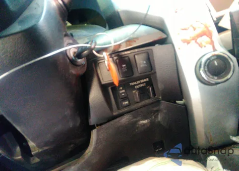 2016 Toyota Tundra Sr5 5.7L V8 from USA, damaged, VIN 5TFUW5F10GX529530